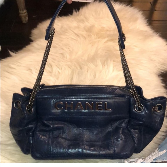 Chanel Quilted “LAX Camera Case” Chain Link Bag - Picture 7 of 8